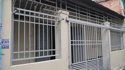 Bán nhà cấp 4 hẻm chính trung tâm ngay chợ nam bình. Mua bán nhà ở tại Thành phố Vũng Tàu Bà Rịa - Vũng Tàu được đăng bởi Vu