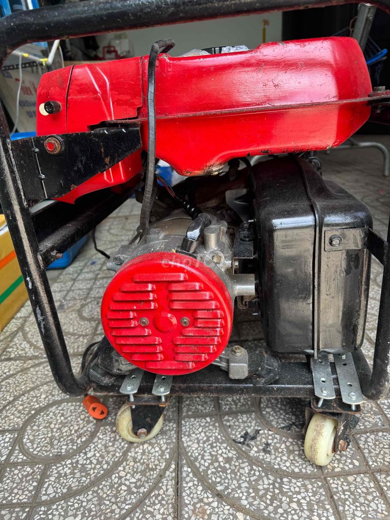 Máy phát điện Honda EP2500 Đỏ. Mua bán Đồ chuyên dụng, Giống nuôi trồng tại Quận Cái Răng Cần Thơ được đăng bởi Tuấn Anh hình 1