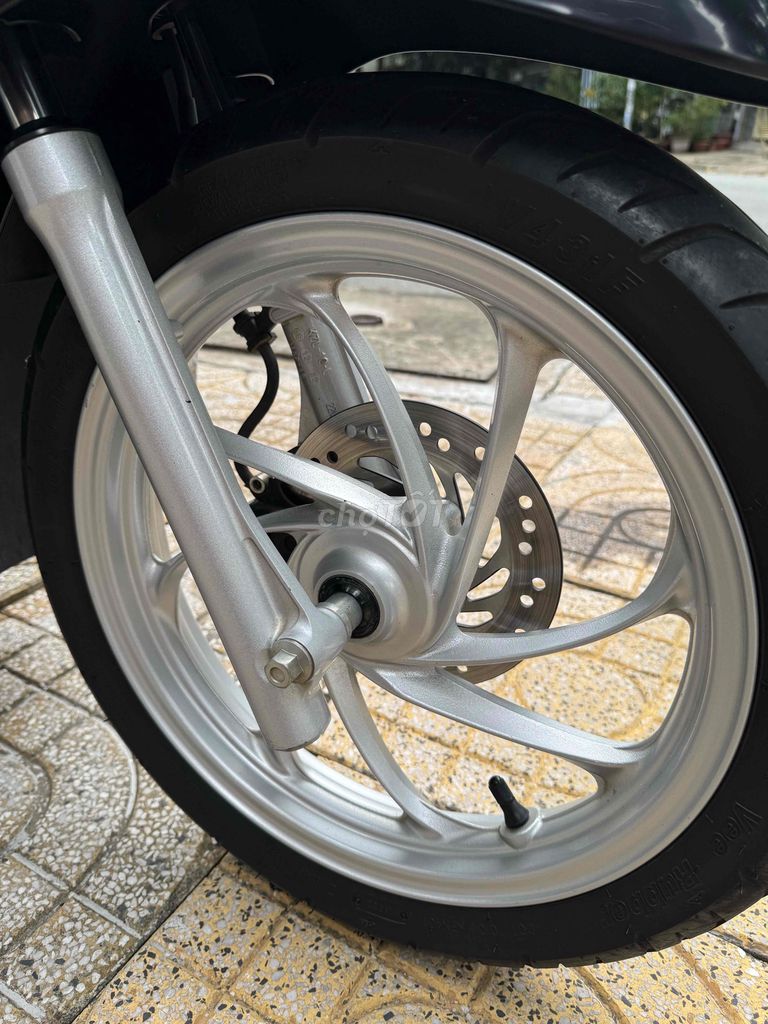 Vision 2023 - BST - 9 chủ - máy móc zin. Mua bán Xe máy tại Quận 7 Tp Hồ Chí Minh được đăng bởi Thanh Tung hình 6