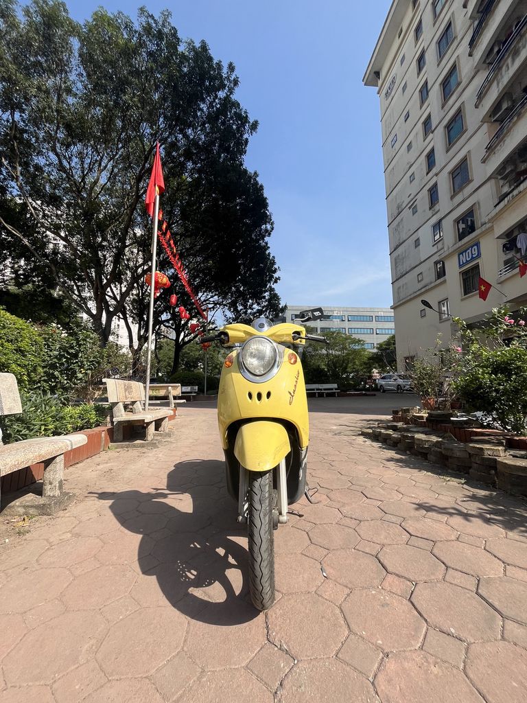 Yamaha Mio Classico màu vàng. Mua bán Xe máy tại Quận Hoàng Mai Hà Nội được đăng bởi Thị Thu Hằng Trần hình 4