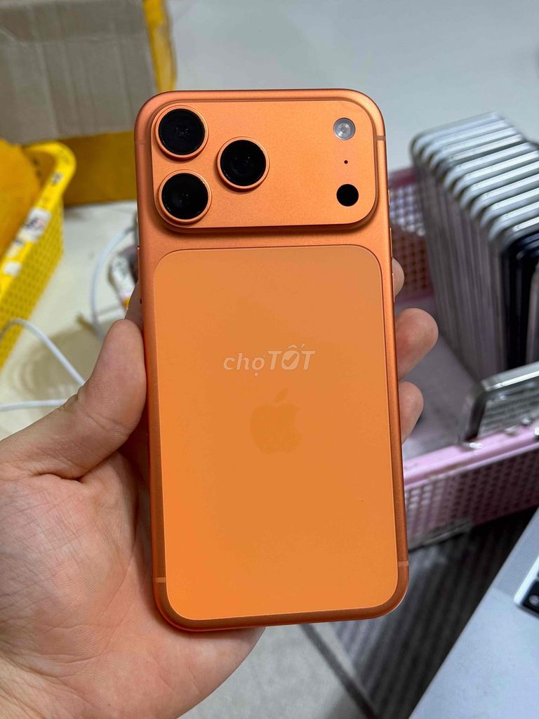 17prm 256gb Cam Vn/a Pin 92 Còn BH Zinall cấn nhẹ. Mua bán Điện thoại tại Quận 11 Tp Hồ Chí Minh được đăng bởi MT Mobile hình 1