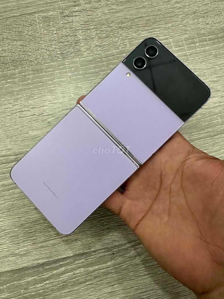 Samsung Z Flip4 128GB Tím. Mua bán Điện thoại tại Quận Gò Vấp Tp Hồ Chí Minh được đăng bởi Cửa hàng  KGPHONE STORE hình 1
