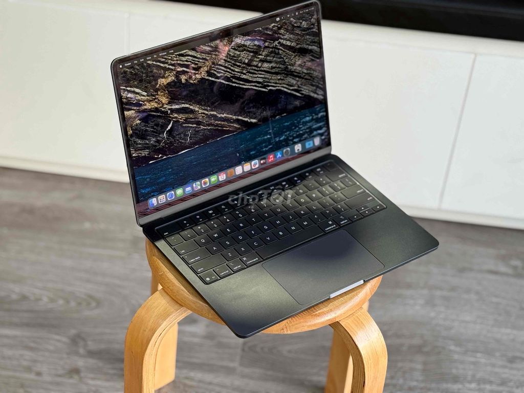 Apple MacBook Air M4 13 inch 16GB/512GB. Mua bán Laptop tại Quận 10 Tp Hồ Chí Minh được đăng bởi mạc thành hình 1