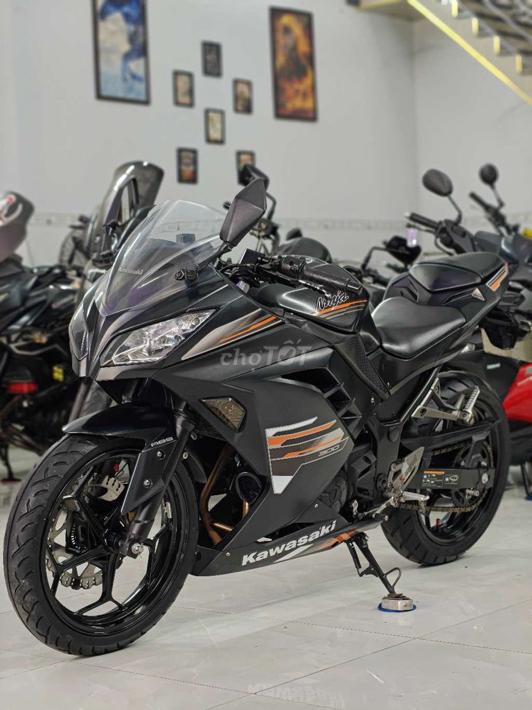 Ninja 300 bssg odo 25k xe đẹp bao ký. Mua bán Xe máy tại Huyện Bình Chánh Tp Hồ Chí Minh được đăng bởi Đông Moto Bình chánh  hình 2