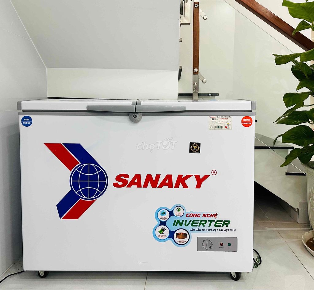 Tủ lạnh SANAKY 220 lít 2 ngăn. Mua bán Tủ lạnh tại Huyện Hóc Môn Tp Hồ Chí Minh được đăng bởi Hoàng Huy hình 1