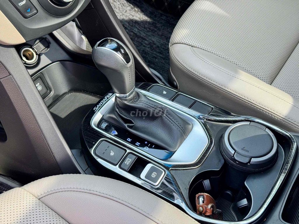 Hyundai Santa Fe 2018 Full Dầu - 90000 k. Mua bán Ô tô tại Quận Long Biên Hà Nội được đăng bởi Bùi Đình Thông hình 8