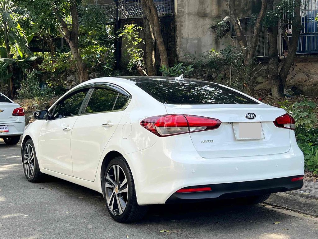 KIA Cerato 2018 1.6MT 80000 km. Mua bán Ô tô tại Thành phố Thuận An Bình Dương được đăng bởi Thành Nam hình 3