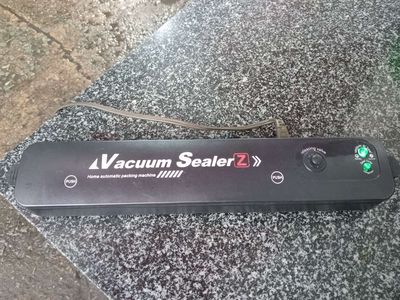 Máy hút chân không Vacuum Sealer Z ZKFK-001mới 95%. Mua bán Nội thất, đồ gia dụng khác tại Quận 10 Tp Hồ Chí Minh được đăng bởi Old Chilli Second Hand Shop