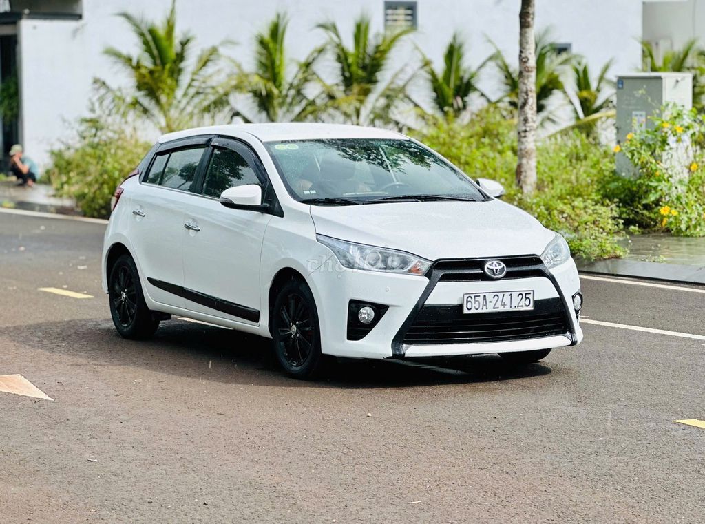 Toyota Yaris 2015 G màu Trắng. Mua bán Ô tô tại Thành phố Pleiku Gia Lai được đăng bởi Kết Nguyễn hình 11