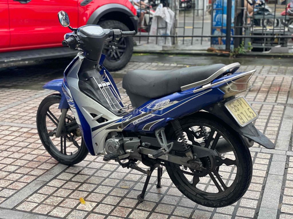 Sirius Hàn Quốc xe đẹp máy cực êm. Mua bán Xe máy tại Quận 7 Tp Hồ Chí Minh được đăng bởi Dương Đạt hình 4