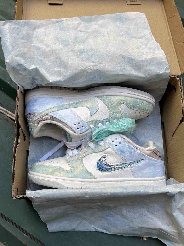 Giày thể thao Nike Dunk Rồng size 38 mới. Mua bán Giày dép tại Quận Hoàng Mai Hà Nội được đăng bởi Đinh Văn Thiện hình 1