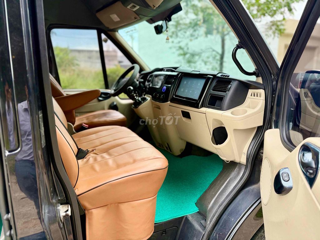 Ford Transit 2018 limousine- 85000 km 9 chỗ. Mua bán Ô tô tại Quận 12 Tp Hồ Chí Minh được đăng bởi a trung hình 7