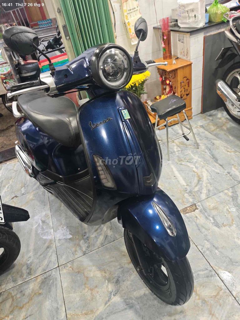 Скутер Vespa Halim 50cc 2022 синий для учеников