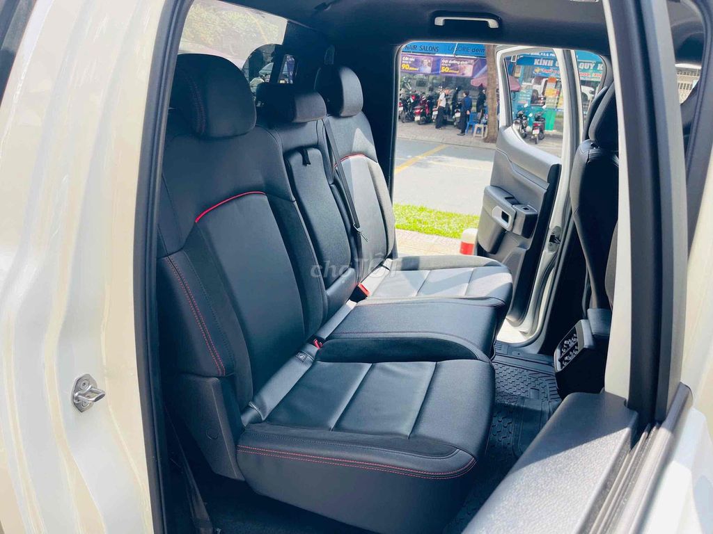 Ford Ranger 2025 Stormtrak 2.0L 4x4 AT - 1.987 km. Mua bán Ô tô tại Quận 3 Tp Hồ Chí Minh được đăng bởi Trí Xe Ford hình 9