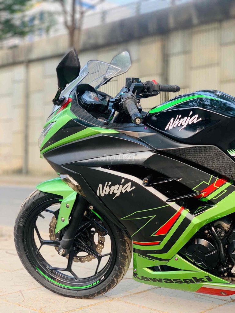 Kawasaki NINJA 300 abs  2018  biển TP-xe đẹp keng. Mua bán Xe máy tại Quận Cầu Giấy Hà Nội được đăng bởi Tong motor xe may hình 8