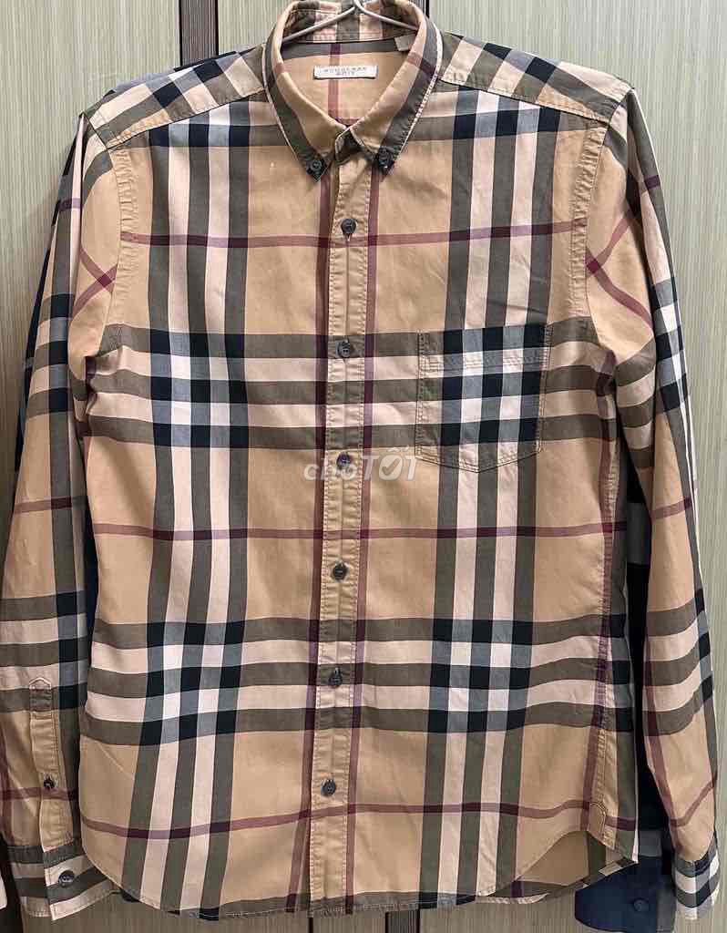 Sơ mi dài tay Burberry size S và XS. Mua bán Quần áo tại Quận Hoàn Kiếm Hà Nội được đăng bởi Nguyễn Nguyễn hình 1