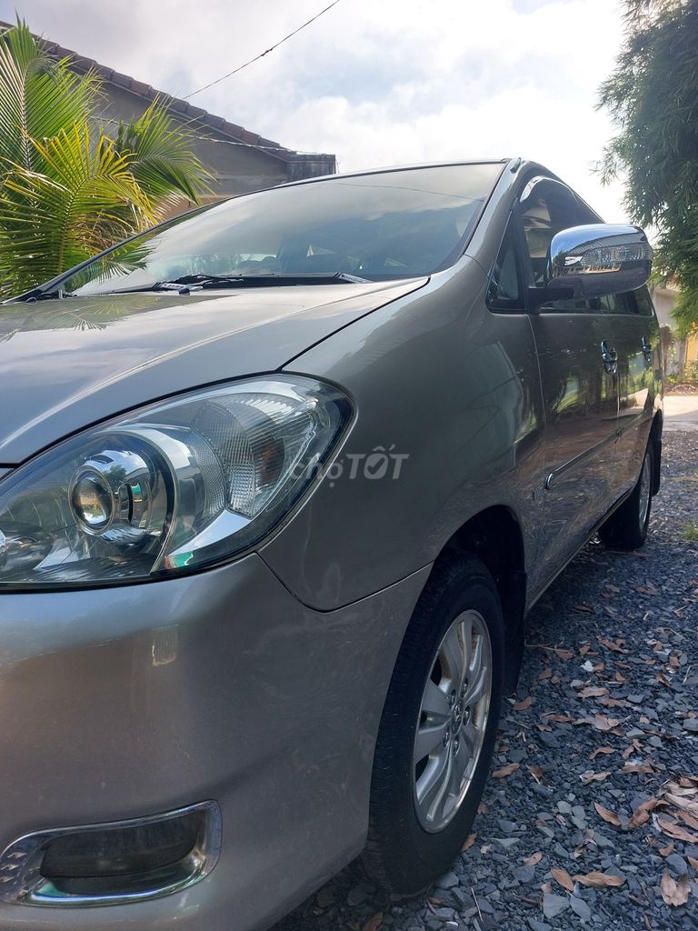 Toyota Innova 2012 G 7 chỗ.
