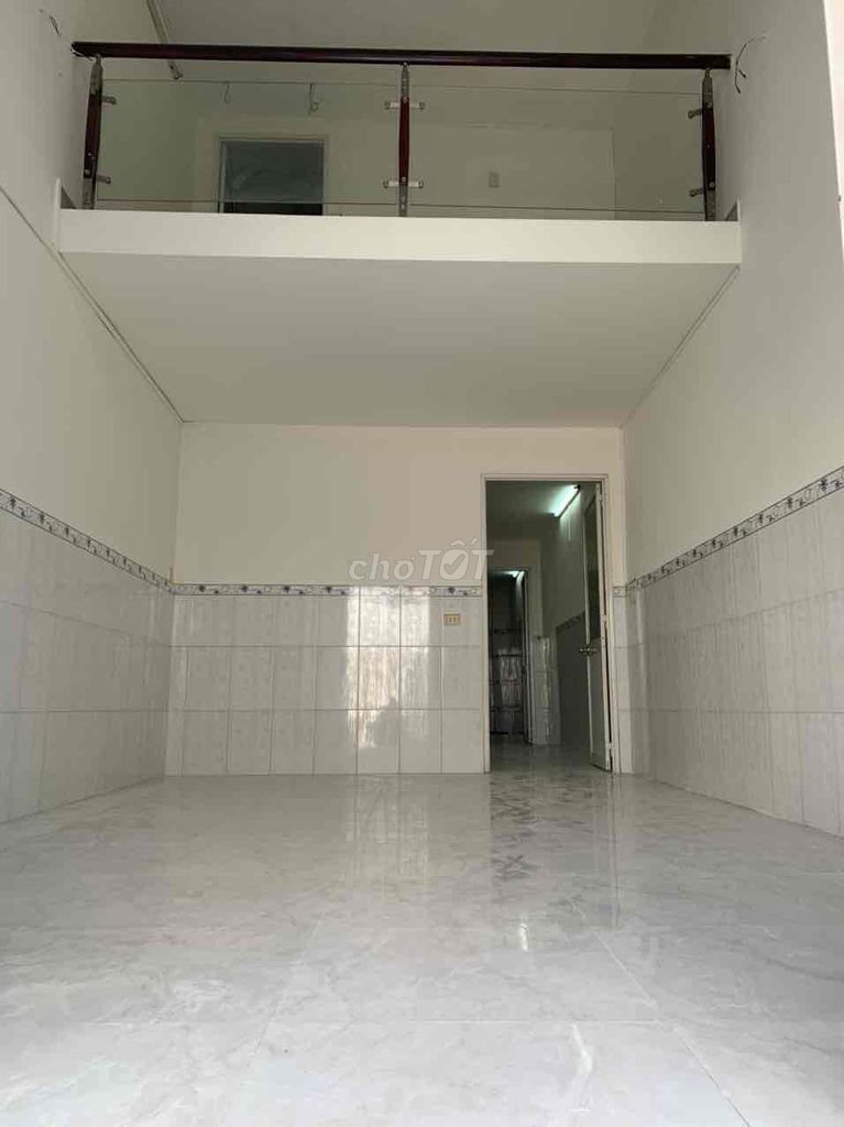 Thuê nhà nguyên căn ngay cầu tân thuận Q7,4x20,sân để xe (20m2)