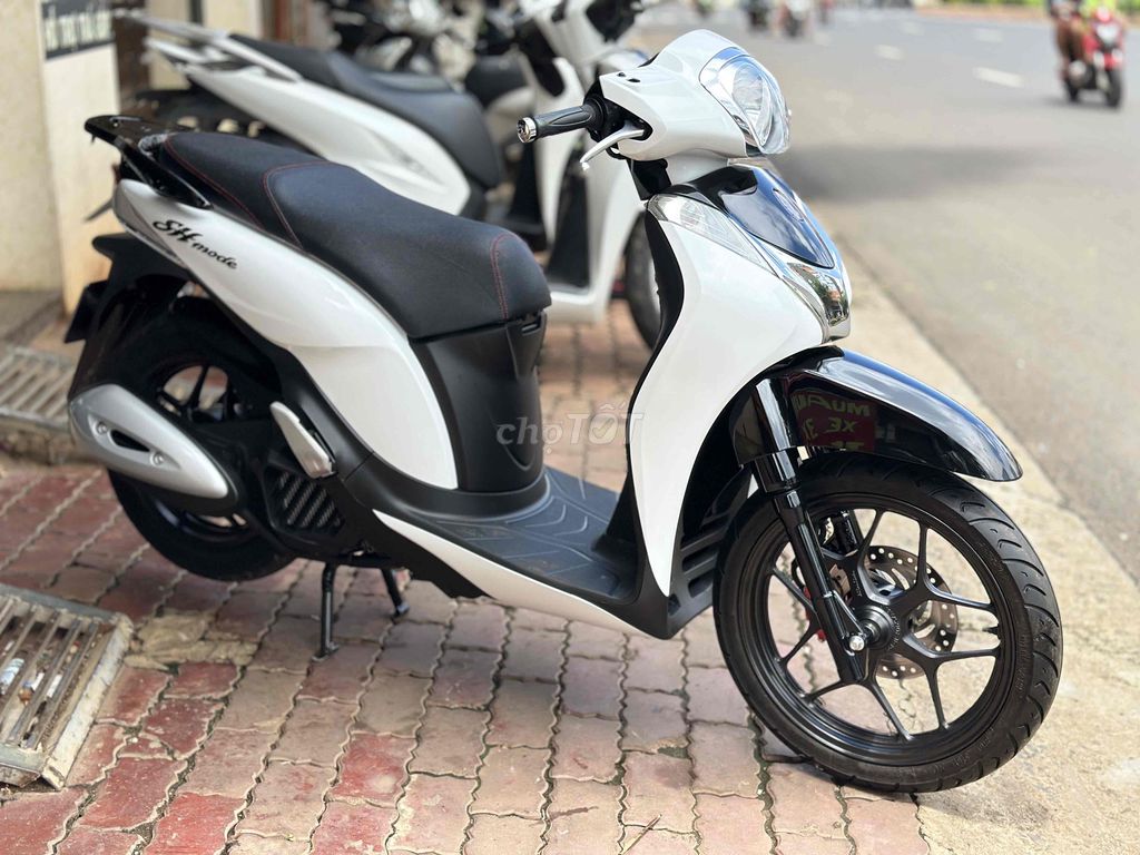 Sh Mode Xe Đẹp Keng, Máy Móc Zin Êm 🛵. Mua bán Xe máy tại Thành phố Buôn Ma Thuột Đắk Lắk được đăng bởi CẦM ĐỒ TUẤN ĐẠT hình 2
