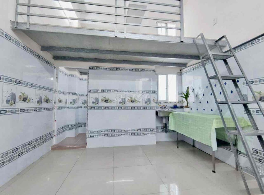 PHÒNG GẦN ĐH VĂN HIẾN - ĐH CÔNG THƯƠNG