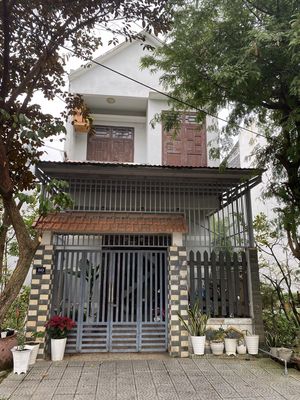 Cho thuê nhà 80 Phan Văn Trường, 2 tầng 3 phòng ngủ gần biển