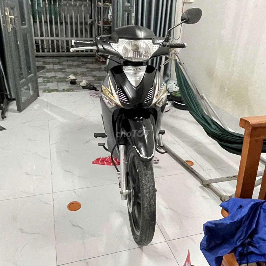 Bán funeo fi 2008 và neo kim 2008. Có GL trắng đỏ. Mua bán Xe máy tại Thành phố Long Xuyên An Giang được đăng bởi Nguyen Long Ho hình 4