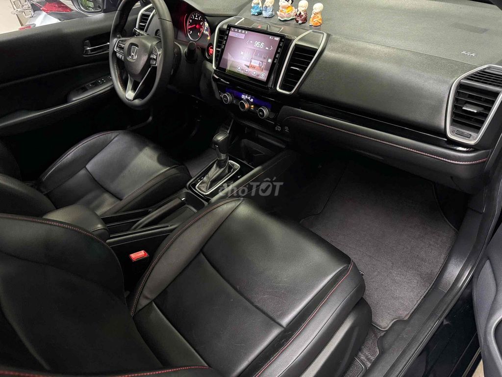 Kia Sedona sản xuất 2019 máy dầu bản Full. Mua bán Ô tô tại Quận Tân Bình Tp Hồ Chí Minh được đăng bởi Cương hình 6