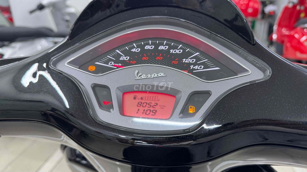 Vespa Sprint  mẫu 2020 Full đen bóng Camay đẹp. Mua bán Xe máy tại Quận Phú Nhuận Tp Hồ Chí Minh được đăng bởi VESPA  PIAGGIO BẢO HƯNG Vespa cũ trả góp  hình 6