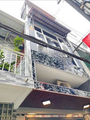 Аренда · 3 комн. · 25 м² · Quận 5, ул. Cao Đạt