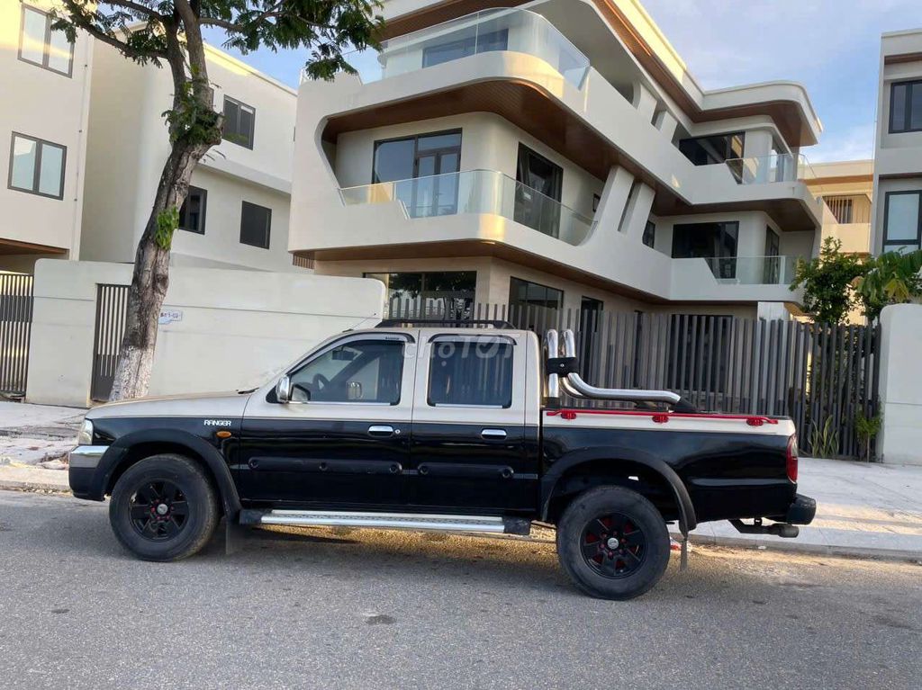 Bán Ford ranger đời 2004 2 cầu máy dầu xe đẹp. Mua bán Ô tô tại Quận Hải Châu Đà Nẵng được đăng bởi otocudanang hình 2
