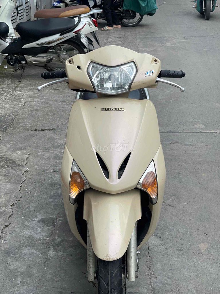 HONDA LEAD 2012 chạy êm. Mua bán Xe máy tại Quận Nam Từ Liêm Hà Nội được đăng bởi Minh Minh hình 3