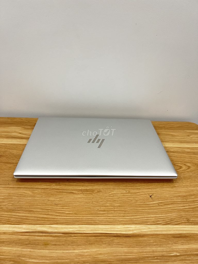 HP Elitebook 830G9 New like