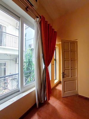 Nhà phố 42 m² · 3 PN · Ngõ 11 Tô Ngọc Vân