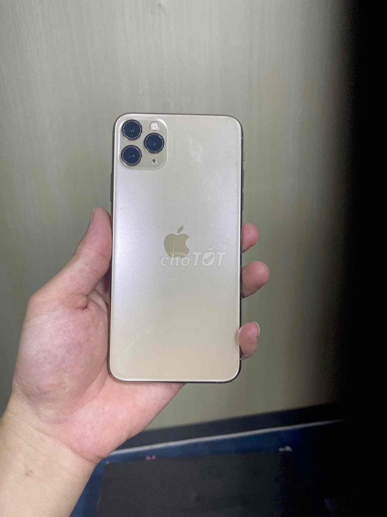 Apple iPhone 11 Pro Max Vàng. Mua bán Điện thoại tại Huyện Đức Hòa Long An được đăng bởi NHỰT LINH hình 1
