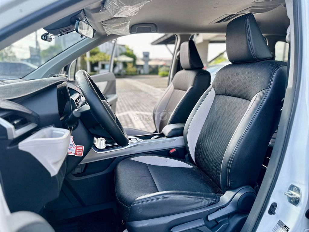 Toyota Veloz Cross 2023  - 26000 km. Mua bán Ô tô tại Huyện Châu Thành Bến Tre được đăng bởi Toyota Sure Bến Tre Xe Đã Qua Sử Dụng Chính Hãng hình 5