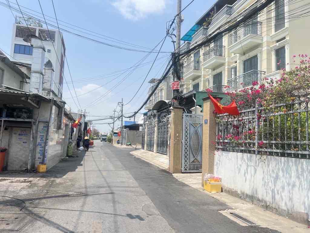 LÔ ĐẤT THỔ CƯ, MẶT TIỀN KINH DOANH - ĐƯỜNG SỐ 17 - 28X64(1.753M2)