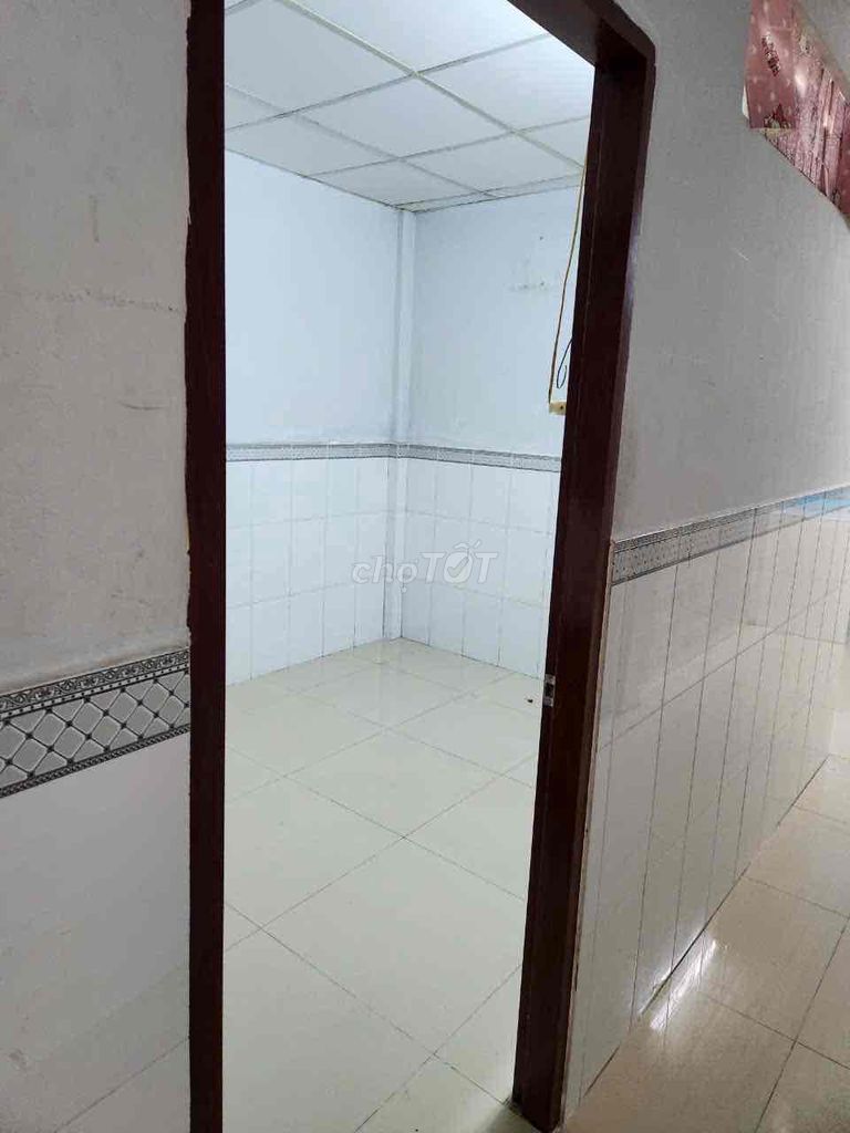 Nhà hẻm 4m Hương Lộ 2 (3.5mx14m 1 lầu 2pn 1wc) 5 triệu