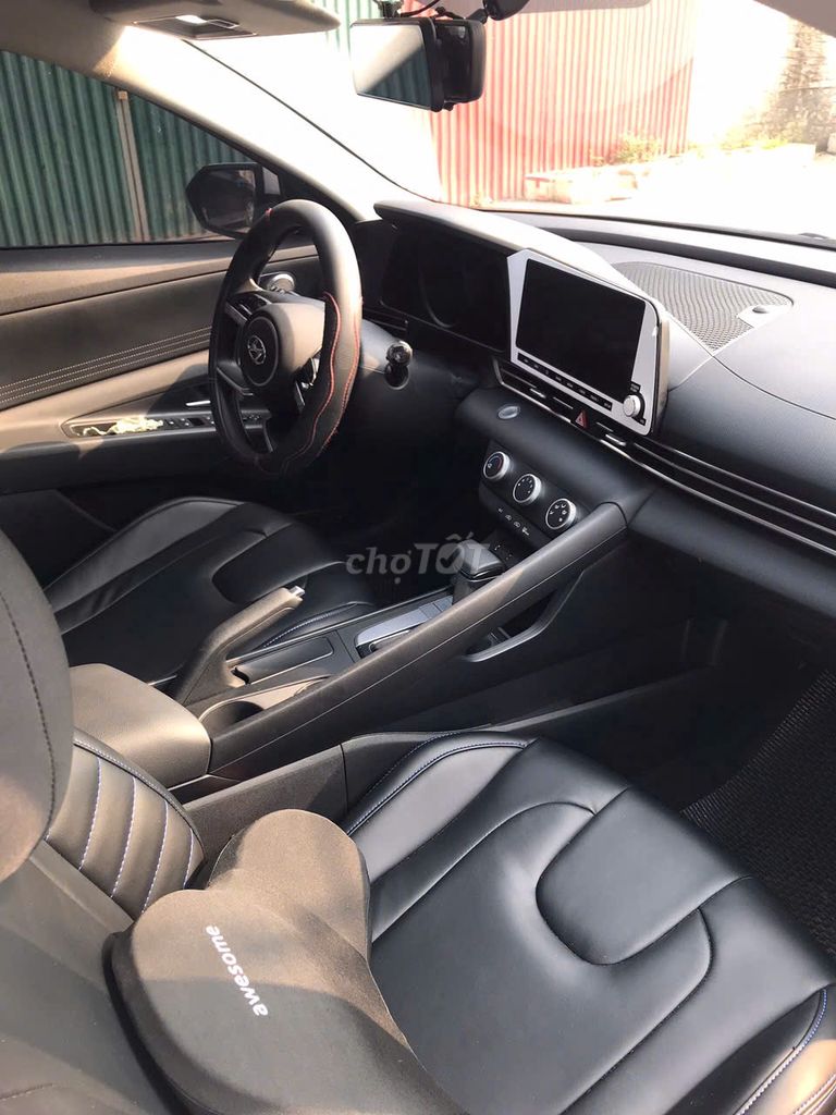 Hyundai Elantra 2023 1.6 AT Tiêu chuẩn  - 14000 km. Mua bán Ô tô tại Huyện Hoài Đức Hà Nội được đăng bởi Nguyen Khac Thong hình 3