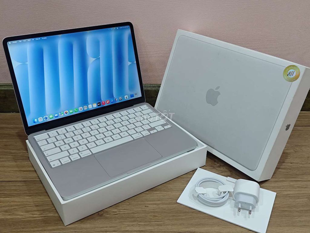 Apple Macbook NEO A18 Pro 8GB/256GB New. Mua bán Laptop tại Quận Ninh Kiều Cần Thơ được đăng bởi TuDen Laptop hình 1