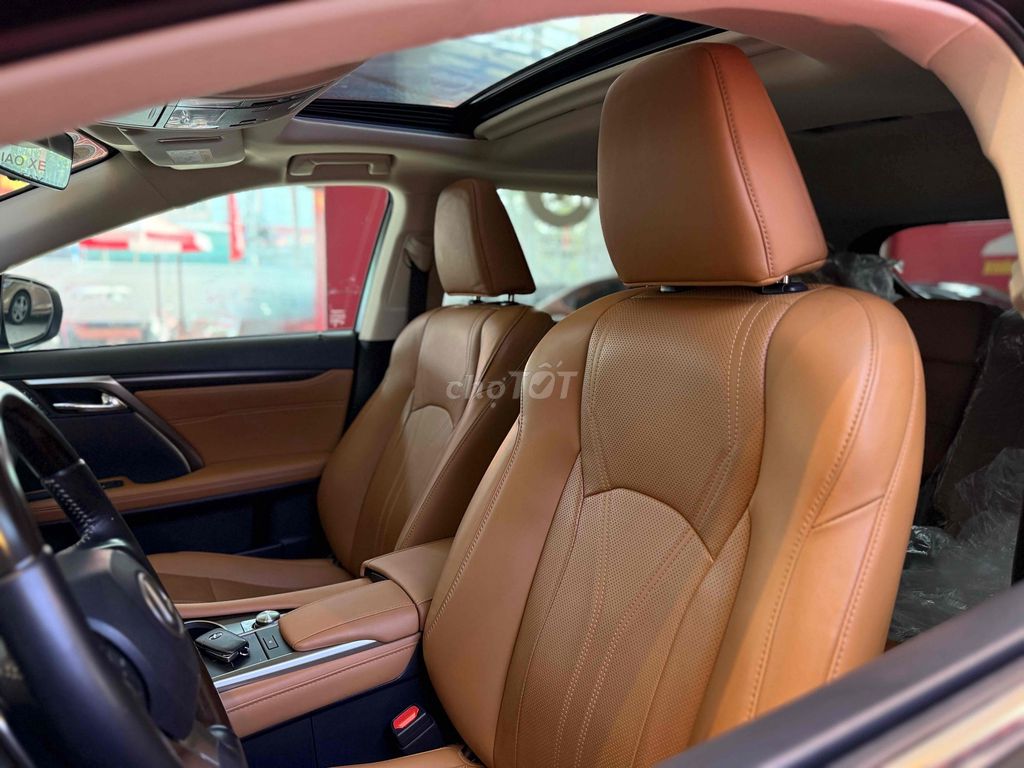 Lexus RX 2021 350 - 11000 km. Mua bán Ô tô tại Thành phố Thủ Đức Tp Hồ Chí Minh được đăng bởi Ý Auto Toàn Trung hình 10