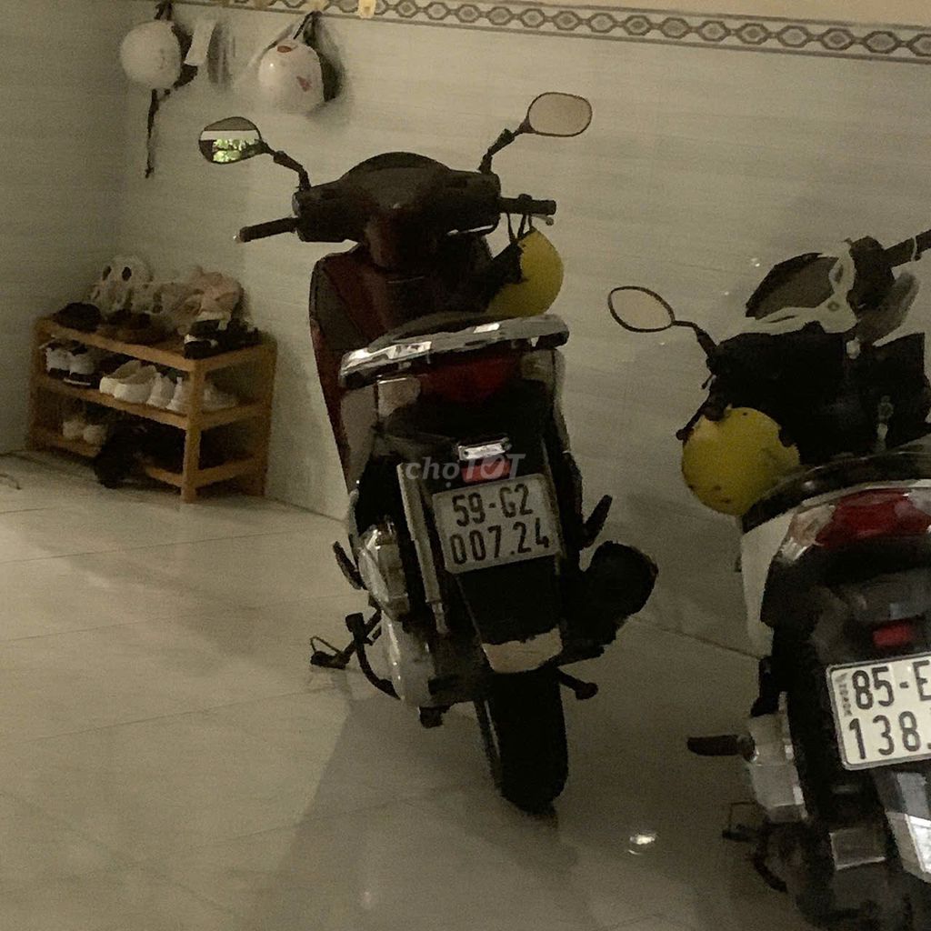dư dùng cần bán xe sh,  may rin, sơn rin, đi it. Mua bán Xe máy tại Thị xã Bến Cát Bình Dương được đăng bởi Thường hình 1