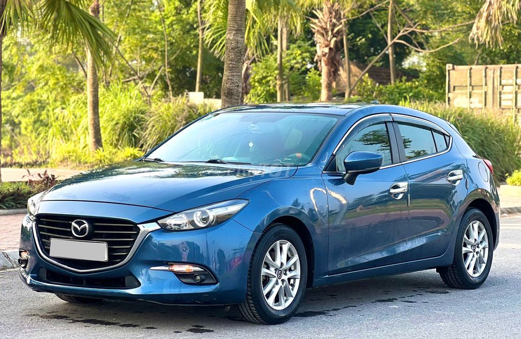 Mazda 3 hatchback 2018, trẻ trung, đi ít, giá tốt. Mua bán Ô tô tại Quận Long Biên Hà Nội được đăng bởi Long Biên Cars hình 4