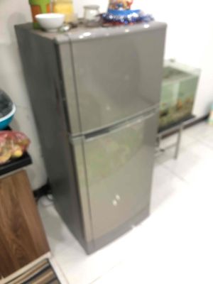 Bán gấp Tủ lạnh Sharp 180l và Máy giặt Electrolux