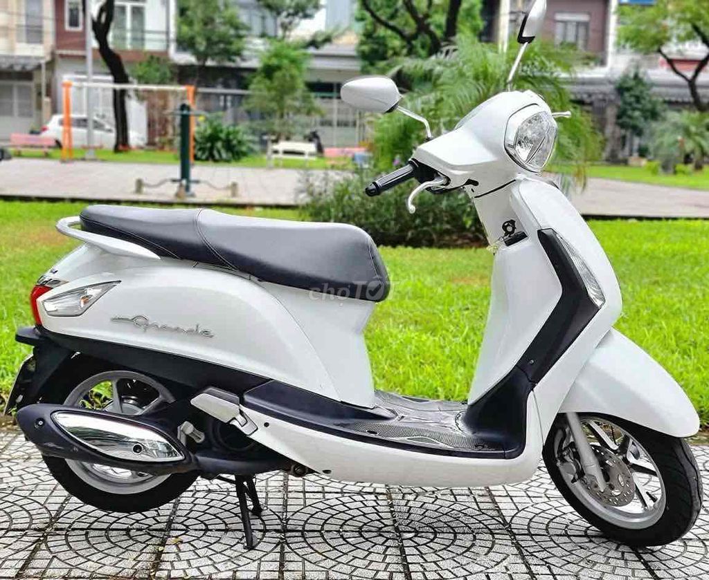 Lên đời xe cần bán . Grande 2016. Mua bán Xe máy tại Quận Cẩm Lệ Đà Nẵng được đăng bởi trịnh thanh nhã hoà hình 6