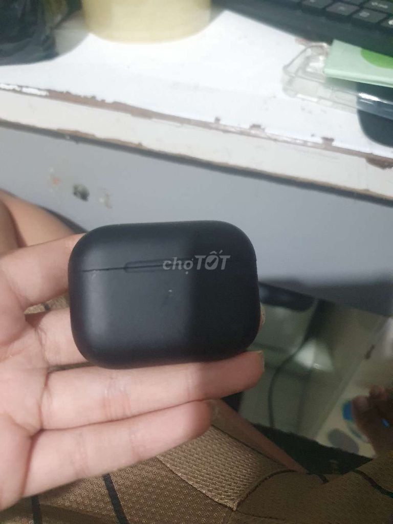 Tai nghe Airpods 2 Pro Đen Gãy nắp. Mua bán Tivi, Âm thanh tại Huyện Ninh Hải Ninh Thuận được đăng bởi Mình Là Longgg hình 1
