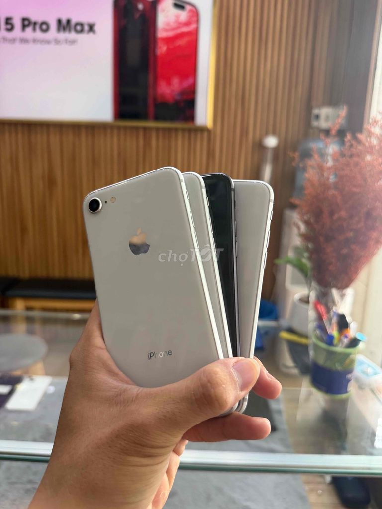 Apple iPhone 8 64GB Đỏ Đen Trắng Đã sử dụng. Mua bán Điện thoại tại Quận 10 Tp Hồ Chí Minh được đăng bởi Le Tuan hình 1