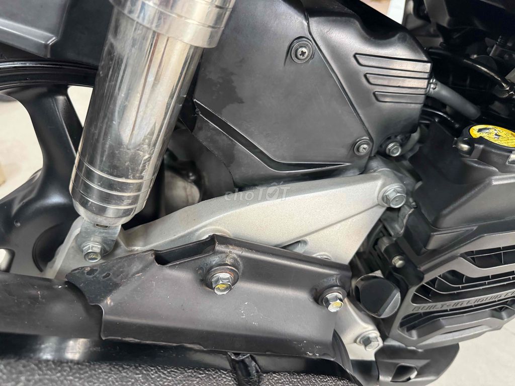 Air Blade 110cc Đời 2011.. Xe Còn Khá Đẹp. Mua bán Xe máy tại Thành phố Long Xuyên An Giang được đăng bởi Cửa Hàng Xe Minh Hạnh hình 10