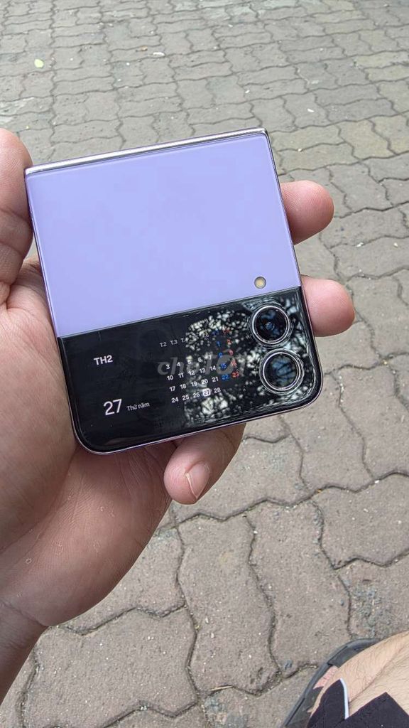 Samsung Z Flip 4 5G 256GB Tím. Mua bán Điện thoại tại Quận Cầu Giấy Hà Nội được đăng bởi dreem hình 1