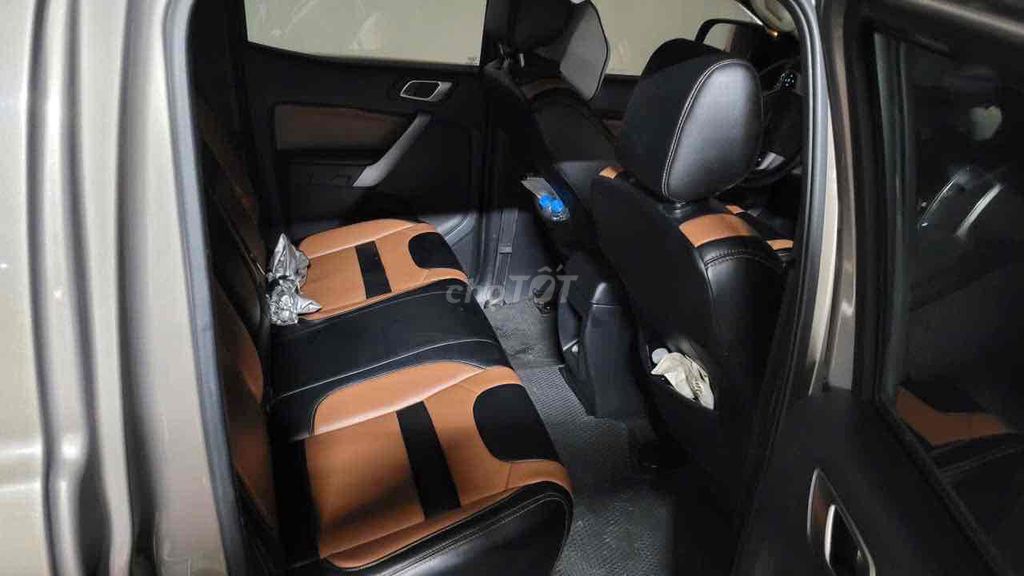 Ford Ranger 2019 XLS 2.2L 4x2 MT - 70000 km. Mua bán Ô tô tại Thành phố Hòa Bình Hòa Bình được đăng bởi Tên chưa cung cấp hình 13