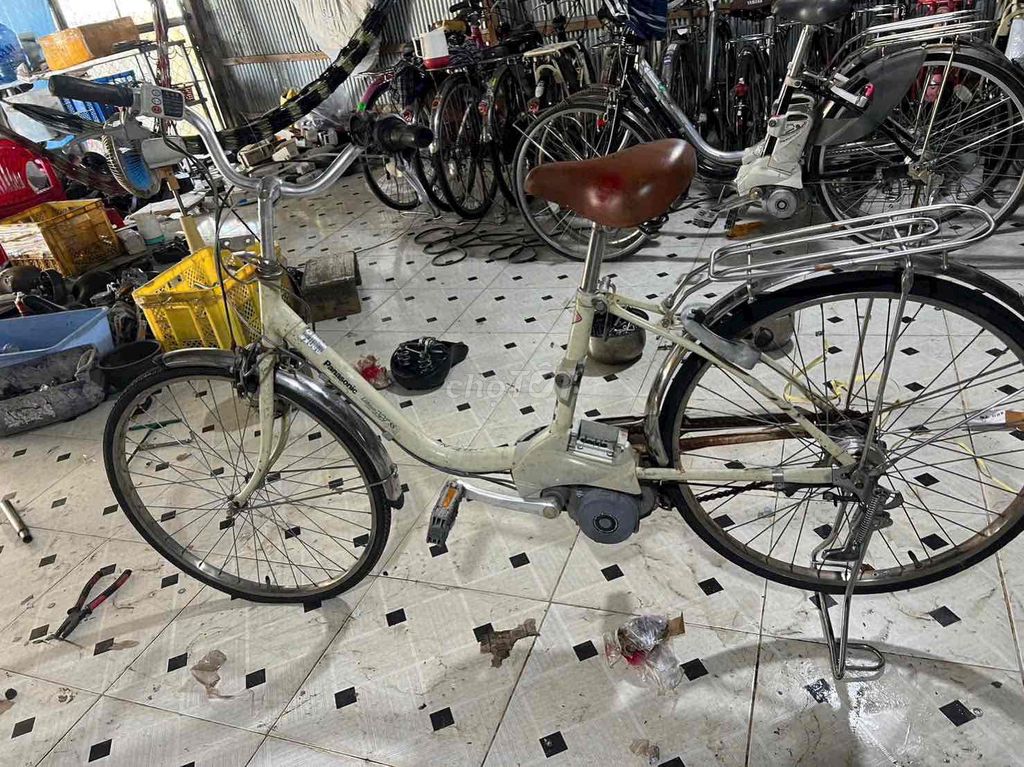 về lô xe đạp trợ lực điện không có bình. Mua bán Xe điện tại Quận Hai Bà Trưng Hà Nội được đăng bởi Swiss Made  hình 3